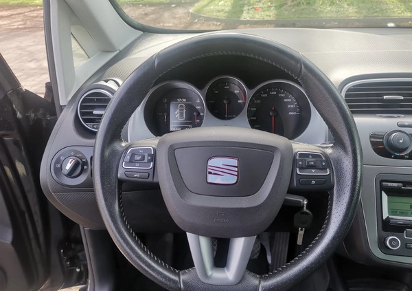 Seat Altea XL cena 32800 przebieg: 136902, rok produkcji 2015 z Bydgoszcz małe 172